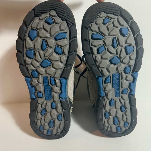 Merrell Kids Outdoor Hiking Waterproof Boots size 3 - Picture 8 of 8